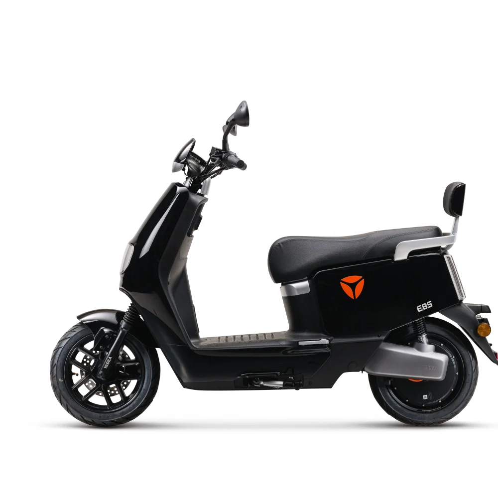 Alternative view of Yadea E8S