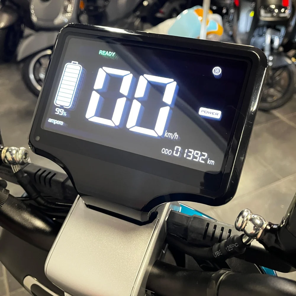 Tweedehands Yadea G5 45 km/u elektrische scooter