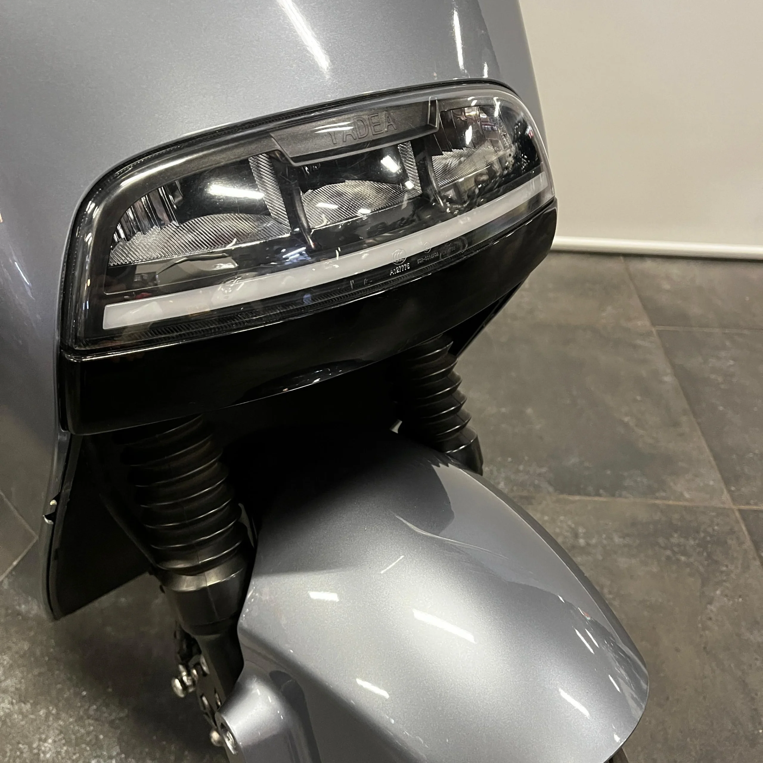 Yadea G5 25KM (elektrisch) - Afbeelding 4