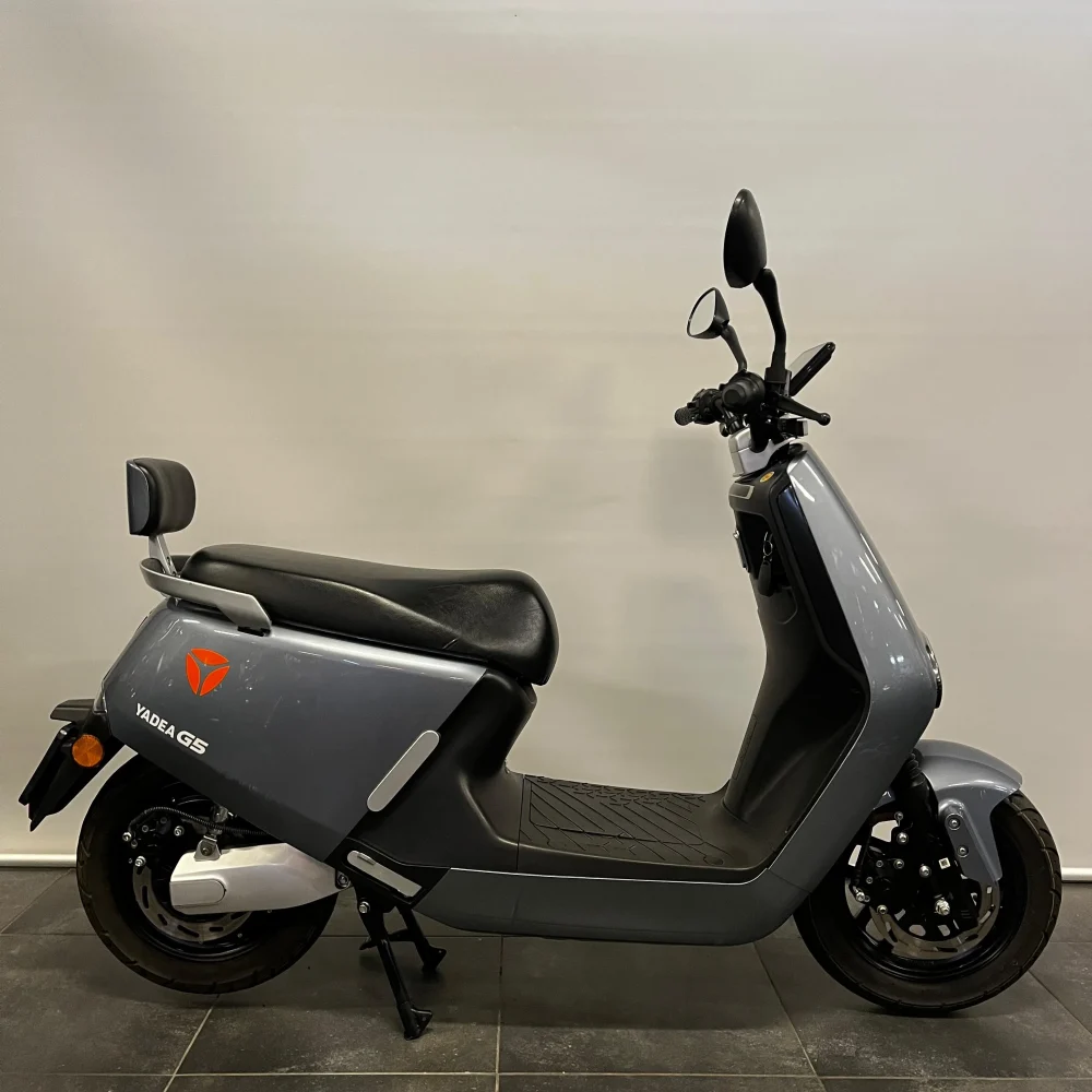 Alternative view of Yadea G5 25KM (elektrisch)