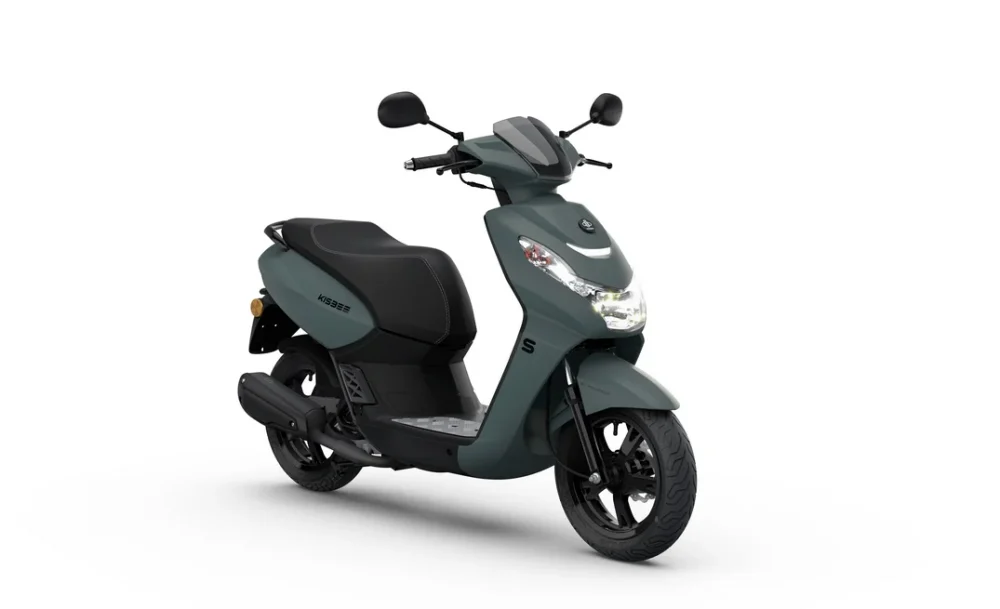 Schuin vooraanzicht van de Peugeot Kisbee Shadow