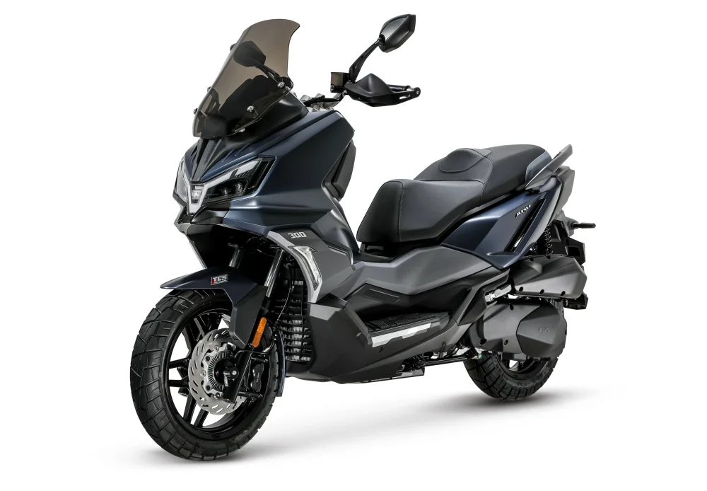 SYM ADX 300 maxi-scooter in Submarine Blue Black