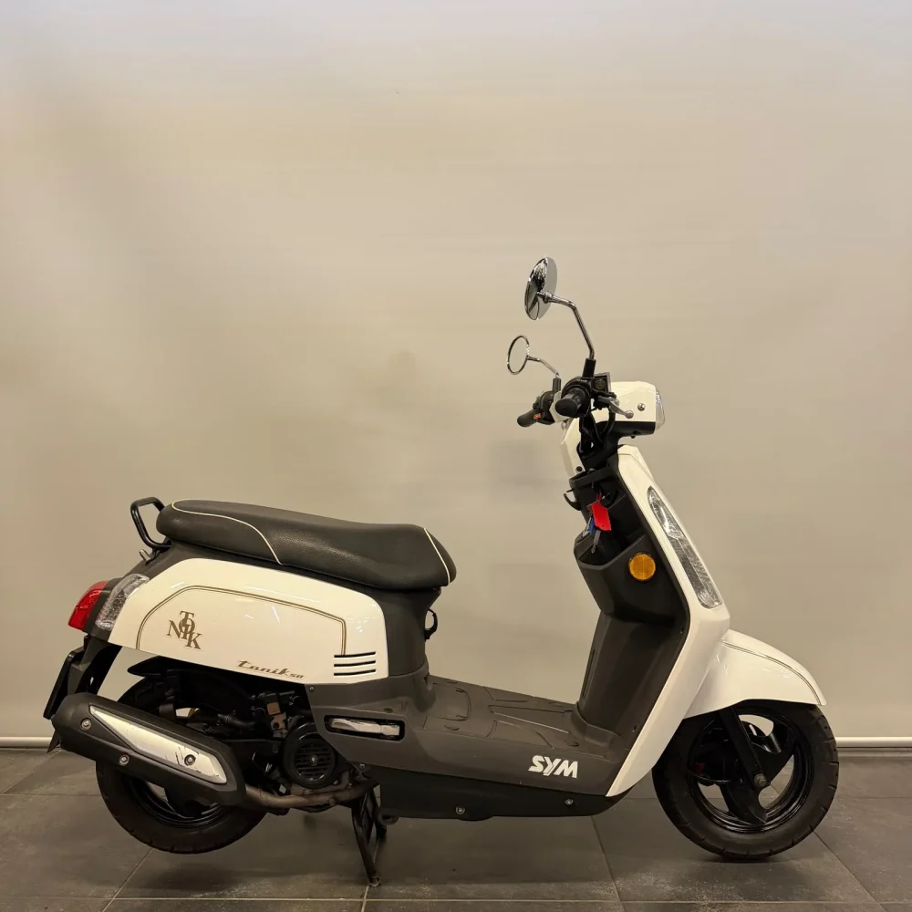 Alternative view of SYM Tonik 50 occasion 2013 | 7.872 km | Mio motorblok